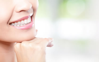 白い自然歯の治療も保険適応、『新技術CEREC』